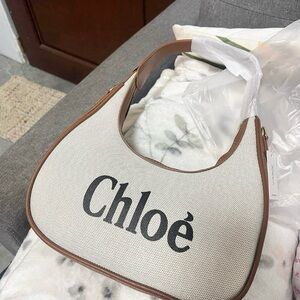 Dooooooop shoulder bag . Comes with strap